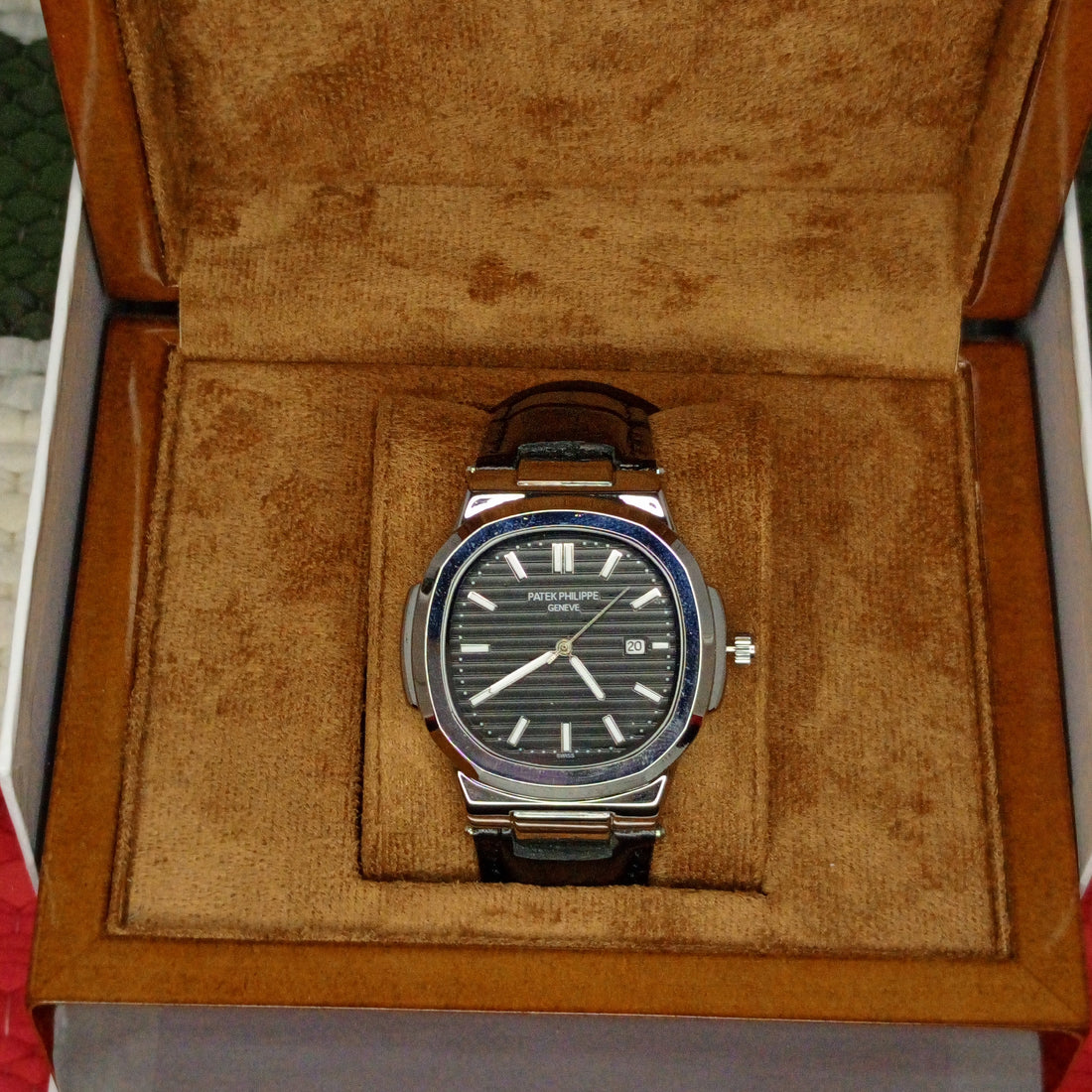 Patek philip silver with black dial with black leather strap