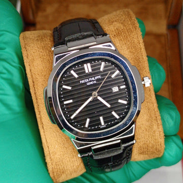 Patek philip silver with black dial with black leather strap